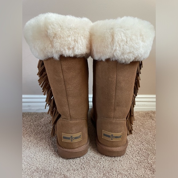 Minnetonka Canyon boots, size 9, like new, brown suede fringe - Picture 4 of 9